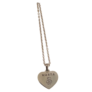 Joyería personalizada: Collar Corazón grabado con letra A plateado